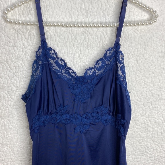 Blue fitted slip dress - Picture 3 of 6